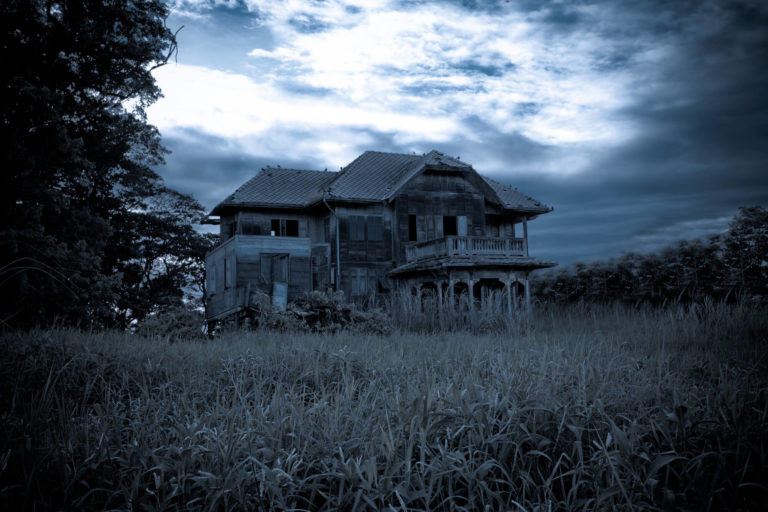 The 4 Scariest Haunted Houses in Colorado