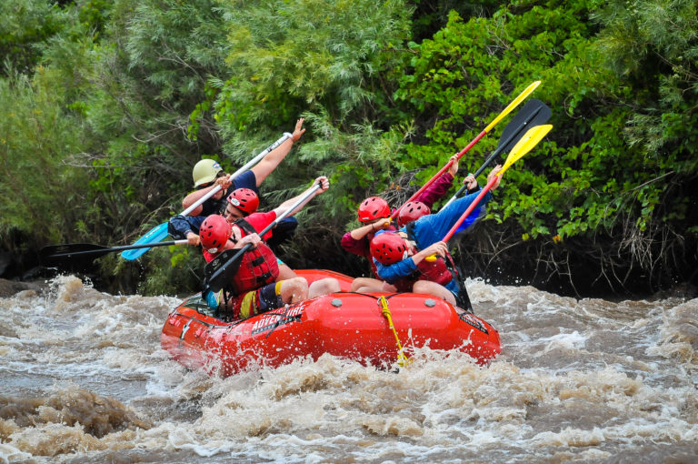 5 Reasons Late Season Rafting is a Better Adventure!