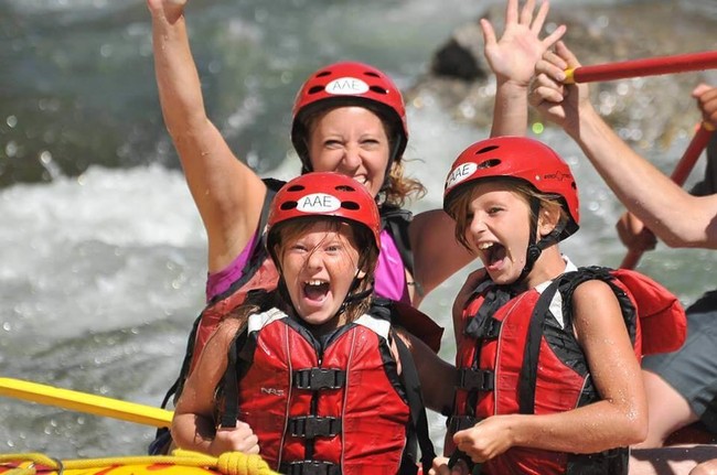 Family_Friendly_Rafting